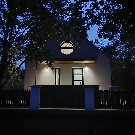 Moha Weekend Apartment *